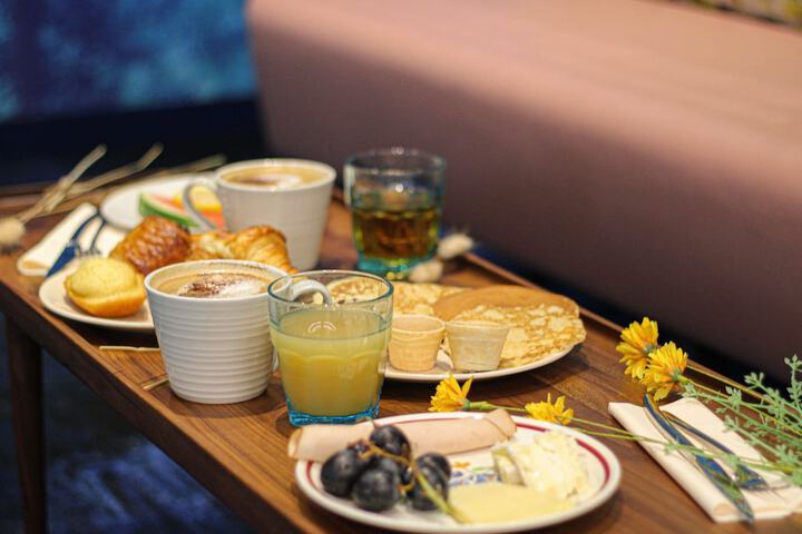 Breakfast area
