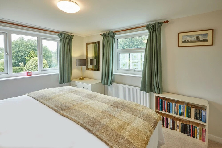 Room 2 of 14