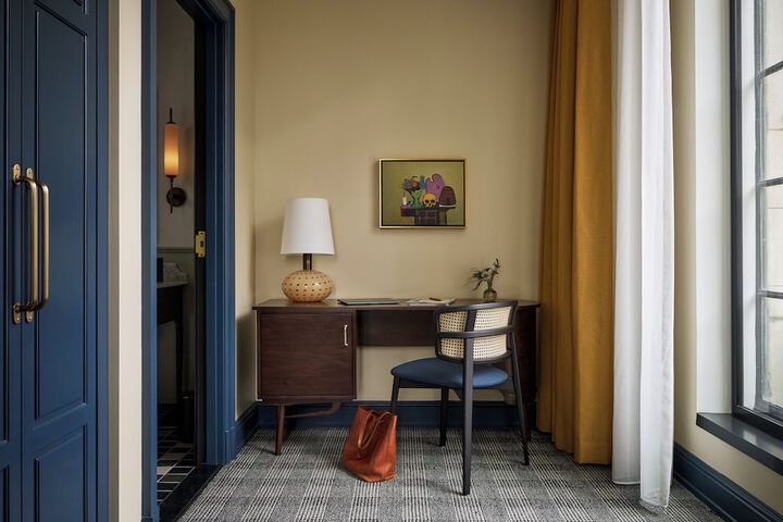 Room 26 of 190