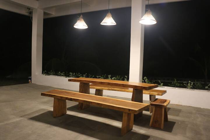 Dining 14 of 22