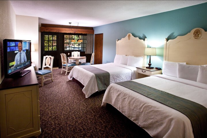 Room 3 of 28