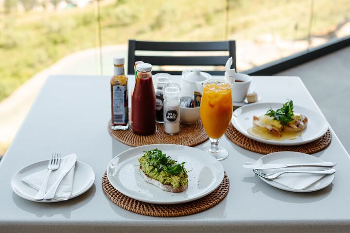 Breakfast/Coffee Service 60 of 95