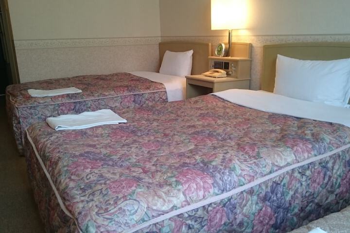 Room 10 of 53