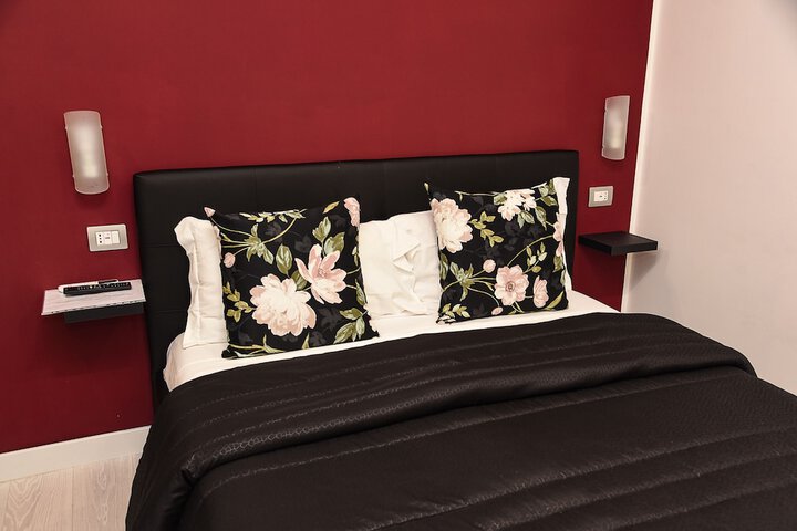 Room 44 of 97
