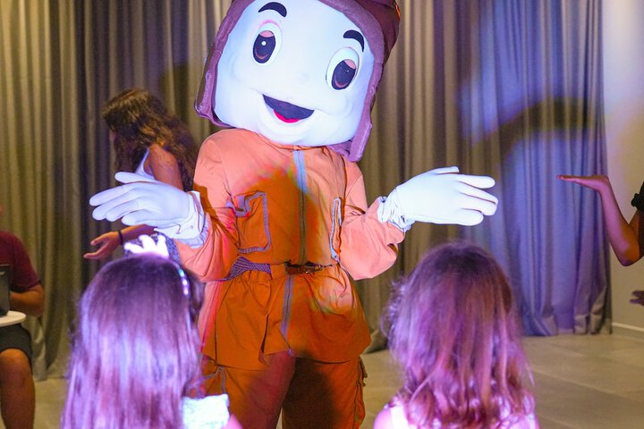 Childrens Activities 106 of 191