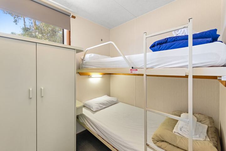 Room 4 of 55