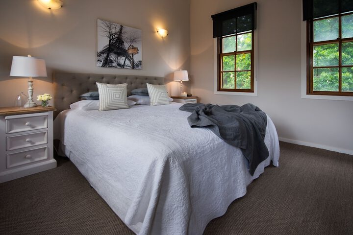 Room 4 of 11