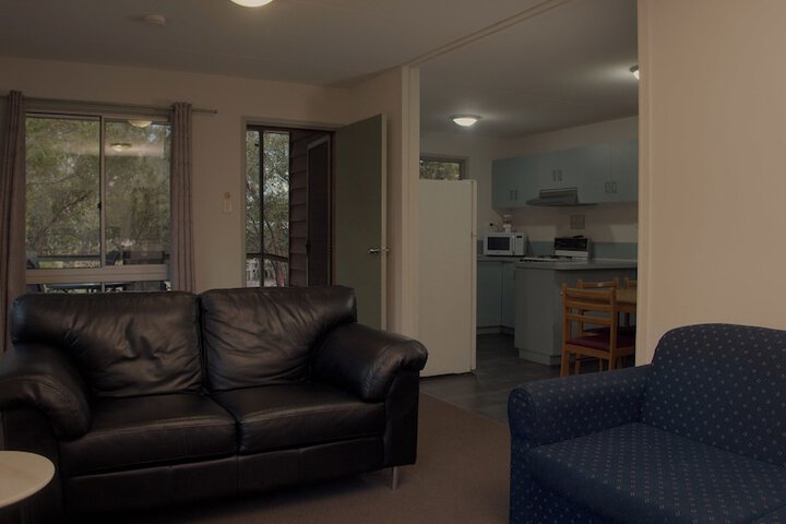 Room 9 of 14
