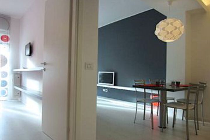 Room 73 of 80