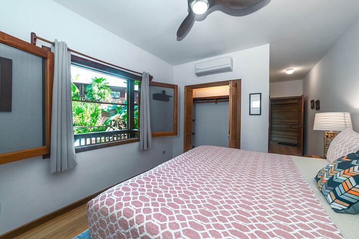 Room 44 of 292