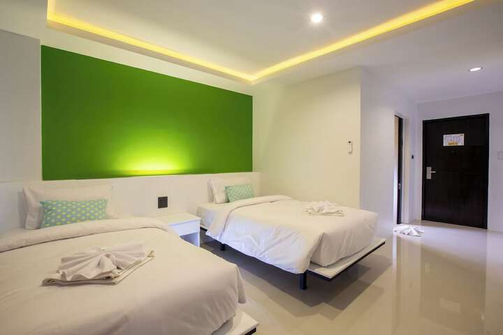 Room 2 of 14