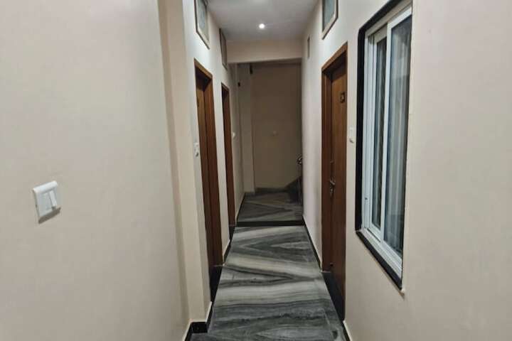 Room 14 of 21