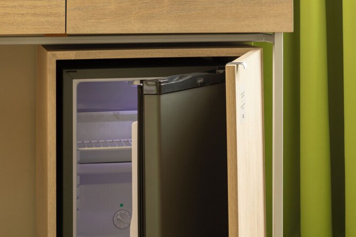Mini-refrigerator