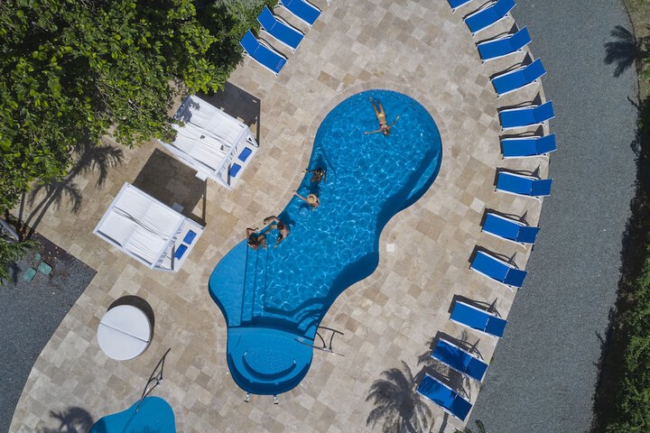 Pool 33 of 97