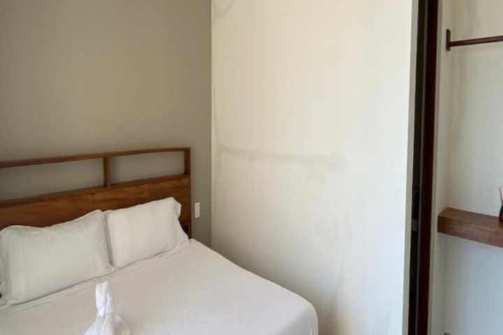 Room 3 of 14