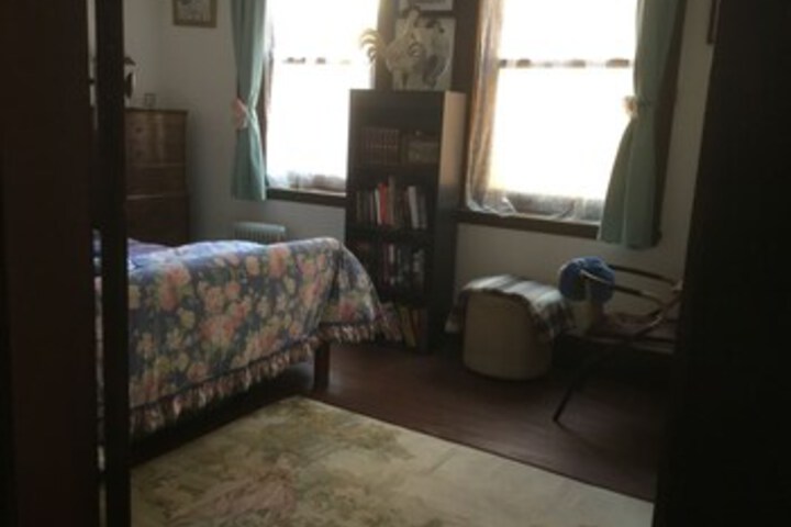 Room 98 of 180