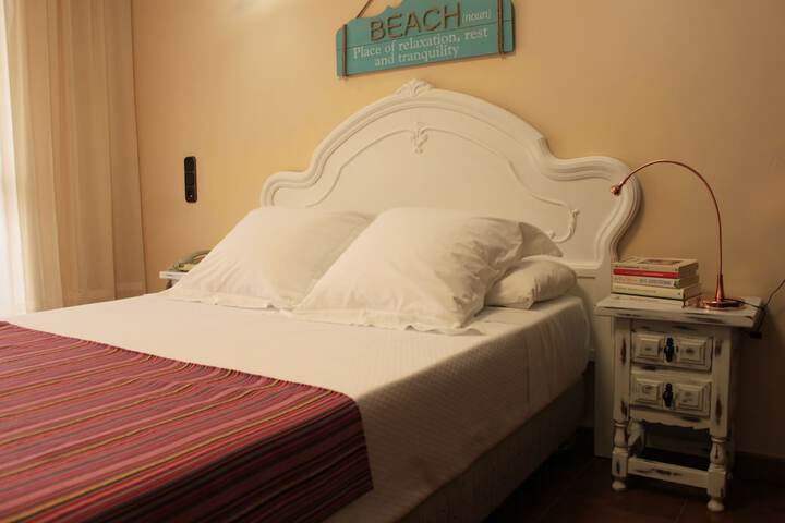 Room 21 of 77