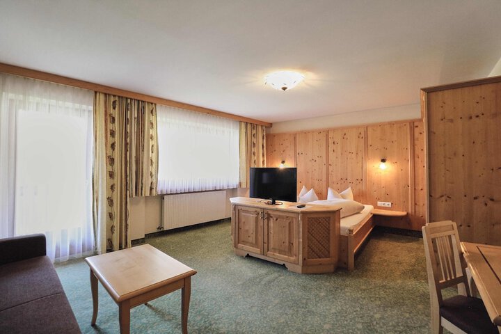 Room 6 of 59