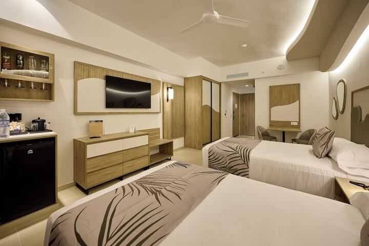 Room 13 of 101