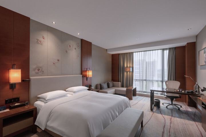 Room 30 of 149