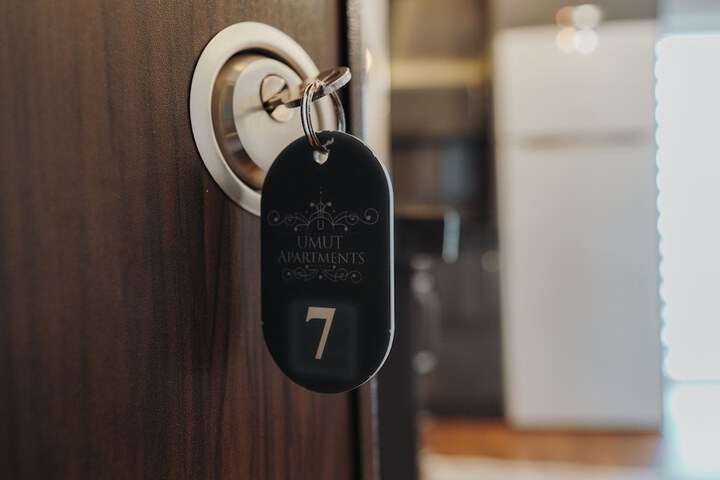 Hotel 2 of 93