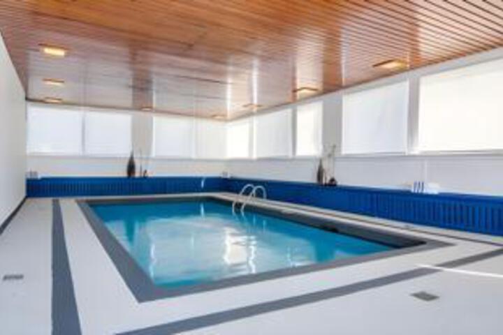 Hotel Pool