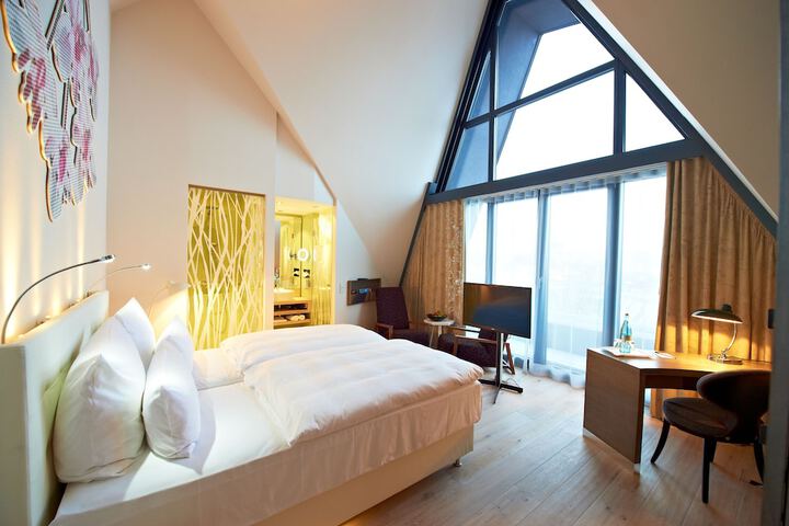 Room 21 of 72