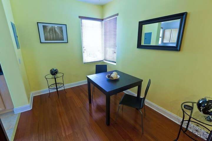 Room 6 of 15