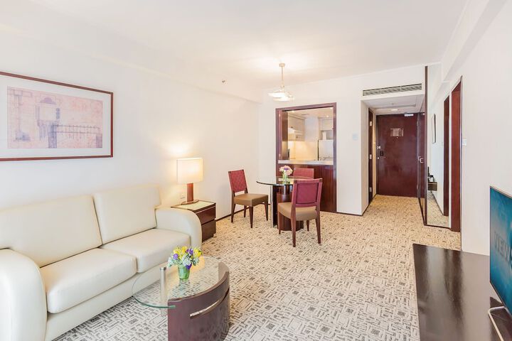 Room 48 of 112