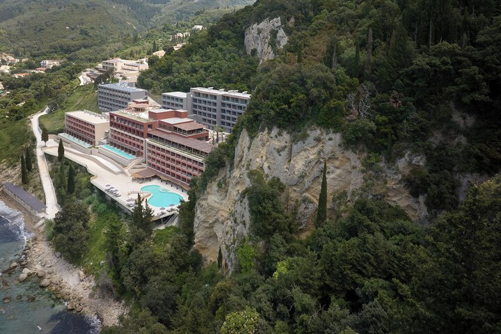 Hotel 155 of 160