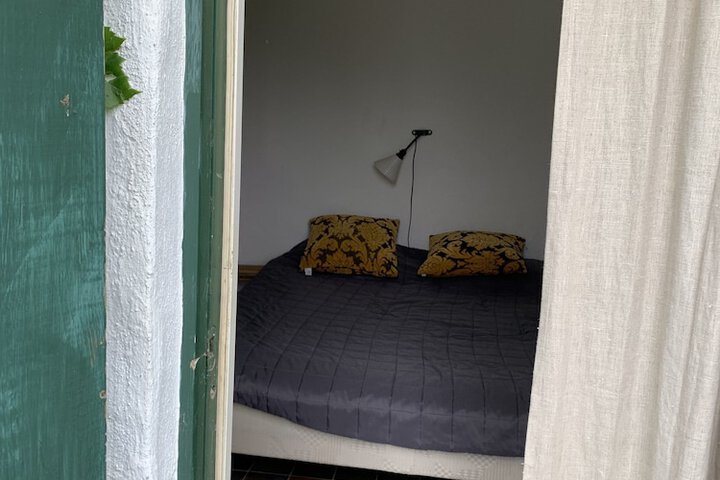 Room 7 of 112