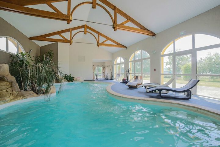 Pool 25 of 58