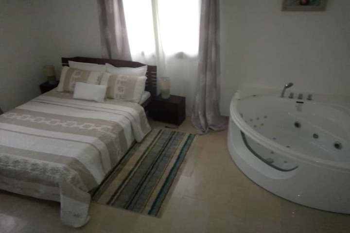Room 12 of 24