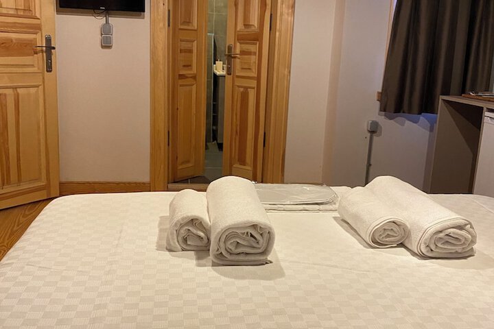 Room 15 of 48