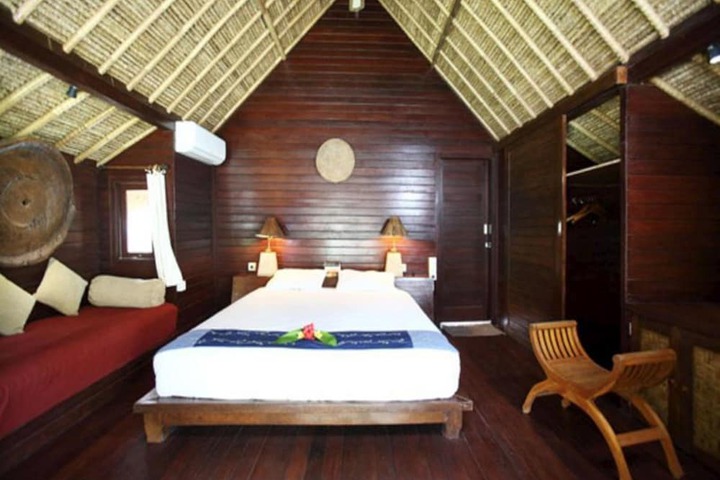 Room 3 of 56