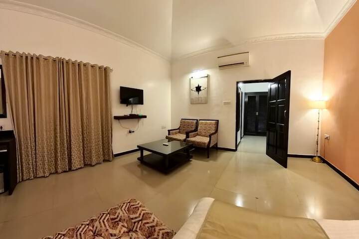 Room 21 of 49