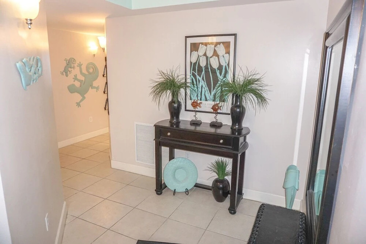 Room 12 of 50