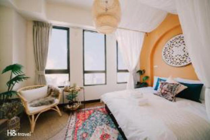 Room 4 of 6