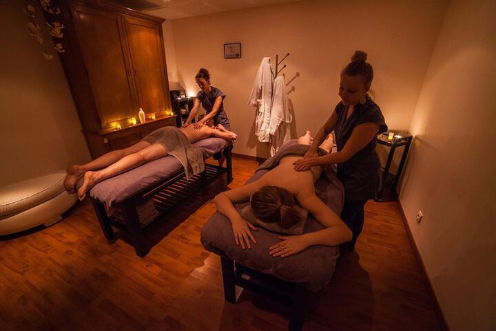 Spa 12 of 30