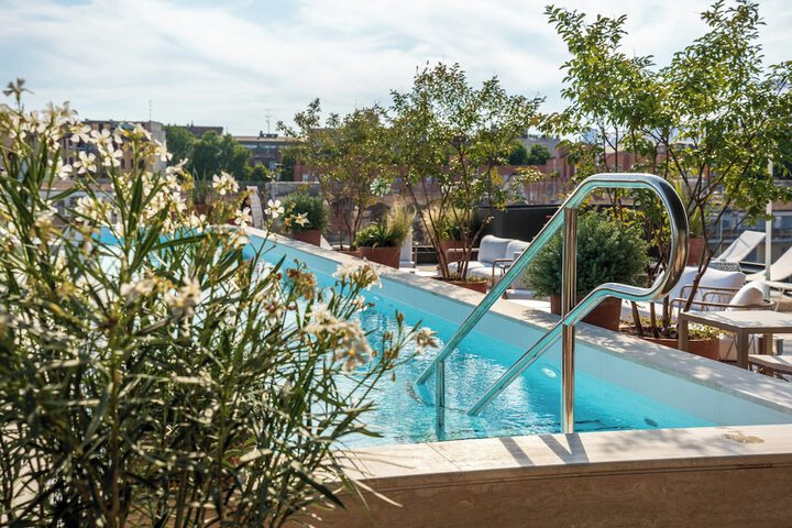 Pool 80 of 103