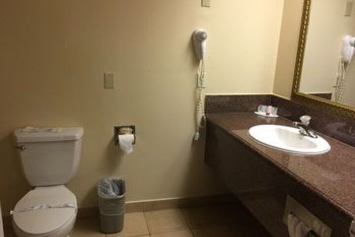 Room 53 of 87