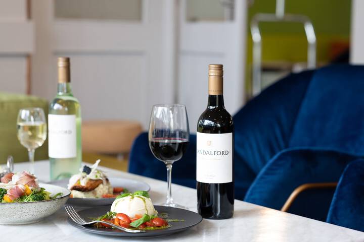Dining Photos