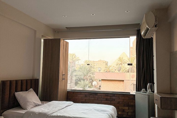 Room 4 of 21