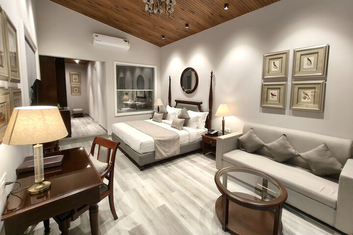 Room 36 of 109