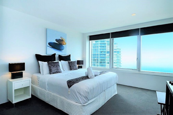 Room 8 of 87