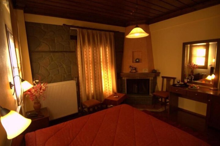 Room 13 of 46