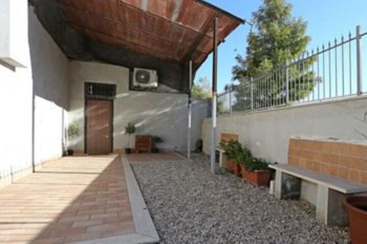 Terrace/Patio 29 of 32