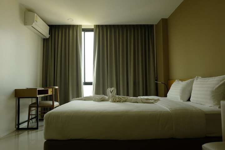 Room 25 of 73