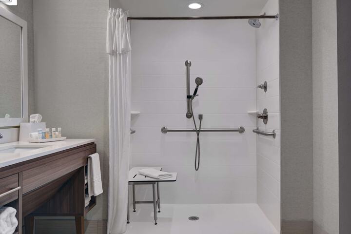 Bathroom shower