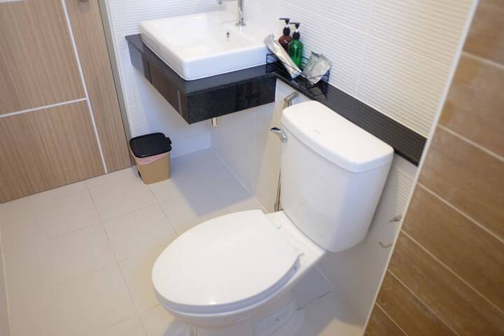 Room 15 of 22